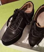 scarpe donna marroni con lacci 