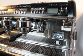 Macchina Caffè Professionale automatica La Cimbali M39 3 gruppi