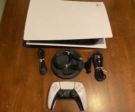 Sony PlayStation 5 (PS5) - Con Lettore