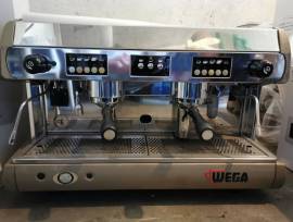 Caffe macchina Wega + Macinacaffe per Bar