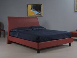 Letto in vera pelle