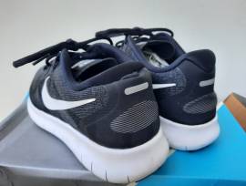 NIKE FREE RUN 2 Scarpa originale  running EU 43 US 9.5 .