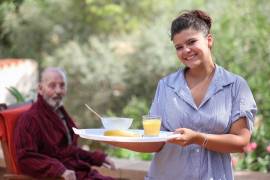 badante convivente e a ore assistenza anziani e disabili