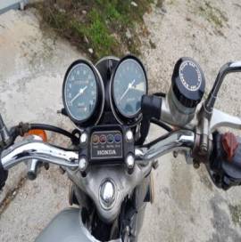 MOTOCICLETTA HONDA FOUR 350