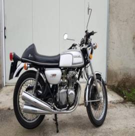 MOTOCICLETTA HONDA FOUR 350