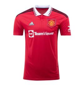 replica Manchester United shirt