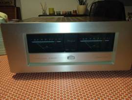 Amplificatore di potenza stereo Accuphase P550