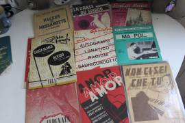 Lotto 39 pezzi Spartiti musicali Vintage da collezione Edizioni miste anni 40-70