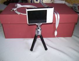 Samsung WB30F Smart Digital Camera (bianca)