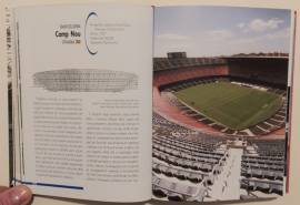Stadi del mondo Sport & Architettura di Angelo Spampinato 1°Ed:Gribaudo, 2004 come nuovo 