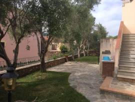 Villa a Budoni permuta con alloggio più piccolo in Liguria