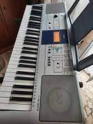 Tastiera Yamaha PSR E323 