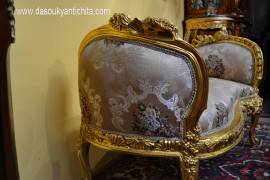 Panca-divanetto dorato stile Barocco Luigi XV in tessuto damascato a fiori