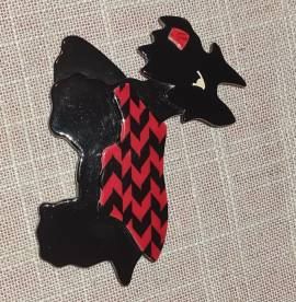 Léa Stein Paris spilla  vintage  stile Art Deco, in acetato di celluloide laminato . Mai indossata m