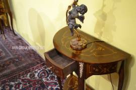 Tavolino-comodino mezzo giro intarsiato stile Luigi XV