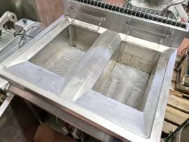 FRIGGITRICE INOX A GAS 2 VASCHE USATA 