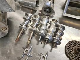 PIASTRE E LAME PER TRITACARNE USATE PIASTRE E LAME PER TRITACARNE USATE