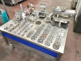 PIASTRE E LAME PER TRITACARNE USATE  