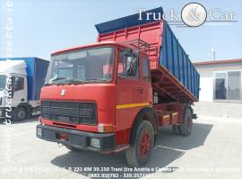 RIF.1031 FIAT OM 130 NC – CASSONE RIBALTABILE TRILATERALE COMPLETO DI SPONDE E SOVRASPONDE- 1975 – E