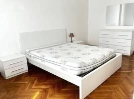 BILOCALE ARREDATO COMPLETAMENTE IN LOCAZIONE CORSO ITALIA -RISTRUTTURATO IN VIA ANGOLARE CORSO ITALI