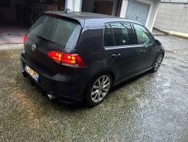 Autovettura Volkswagen Golf