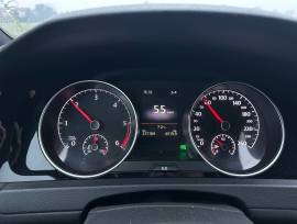 Autovettura Volkswagen Golf