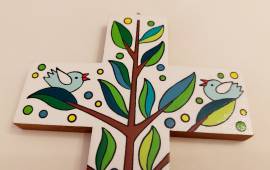 Croce in legno dipinta a mano ramo di ulivo e uccellini Cooperativa La Semilla de Dios  