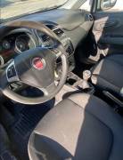 Autocarro Fiat Punto (3)