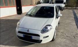 Autocarro Fiat Punto (1)