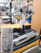 TRANSPALLET ELETTRICO CAT CON PEDANA USATO TRANSPALLET ELETTRICO CAT CON PEDANA USATO