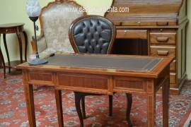 Scrivania da centro stile Luigi XVI cm.100 con piano in ecopelle marrone