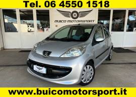 Peugeot 107 Urban 5Porte 1.0 Benzina Neopatentati 