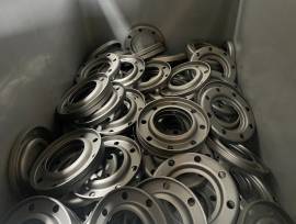 LOTTO UNICO - Nastri, lamiere, flange e macchinari in Pompiano LOTTO UNICO - Nastri, lamiere, flange e macchinari in Pompiano