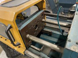 LOTTO 22 - N. 1 pressa oleodinamica per stampaggio BOY mod.15S