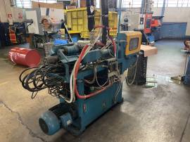 LOTTO 22 - N. 1 pressa oleodinamica per stampaggio BOY mod.15S