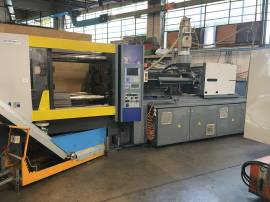 LOTTO 24 - Pressa oleodinamica per stampaggio plastica BATTENFELD BK