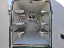 IVECO DAILY con cella frigo