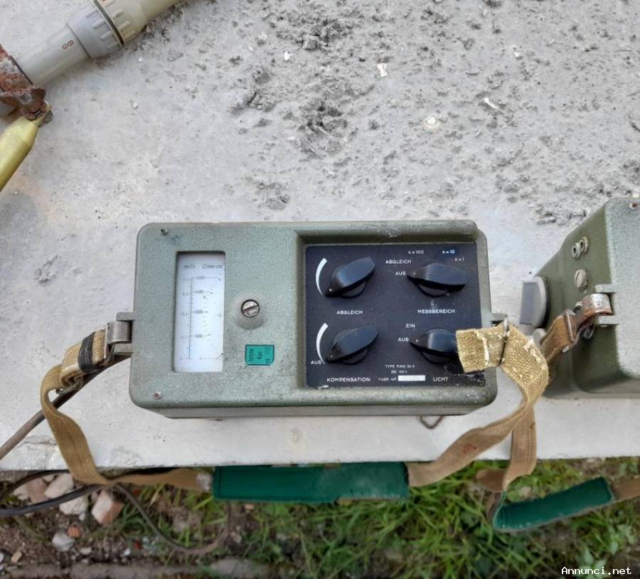N°2 contatori Geiger Type RAM60A ex DDR