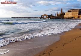 LOCALE  ADATTO AD ALBERGHETTO - RISTORANTE AL PORTO DI AVOLA SR