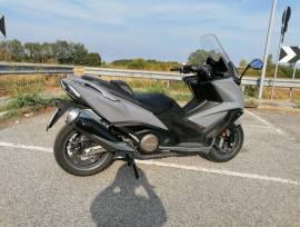 kymco ak550