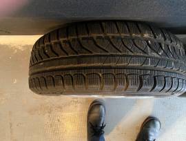 Vendo Gomme Dunlop invernali con cerchio