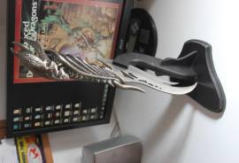 Coltello lama Fantasy Alien con stand, da collezione