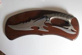 Coltello doppia lama tipo Klingon Fantasy con supporto da parete da collezione