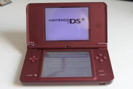 Retrogaming Console portatile Nintedo DSI XL Burgundy/Wine Red