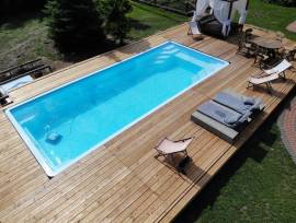 piscina in vetroresina 6,6x3,2x1,5 scale interne impostato