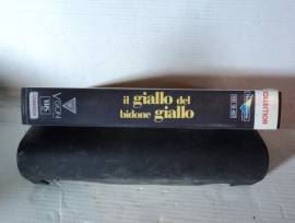 "Il giallo del bidone giallo ", film/commedia in VHS