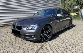 BMW  Touring 320d Gancio di traino LED High