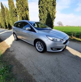 Ford focus 4 serie 1.5 tdci 120cv start&stop powershift sw titanium