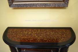 Console mezzo giro con due cassetti stile Luigi XV Boulle