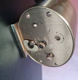 Sveglia  da tavolo Swiza, Vintage Anni '60 movimento a carica manuale di 8 giorni.